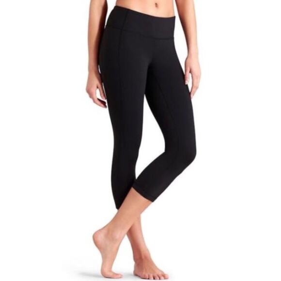 Athleta Small S Black Revelation Capri Leggings Athletic Yoga Stretch Workout - Picture 13 of 13